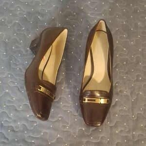 Naturalizer N5 Comfort brown shoes size 5.5